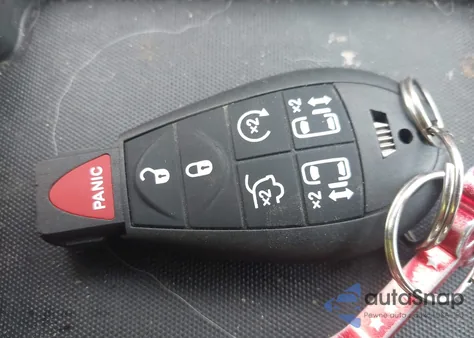 2011 Chrysler Town & Country Touring-L from USA, damaged, VIN 2A4RR8DG0BR631109